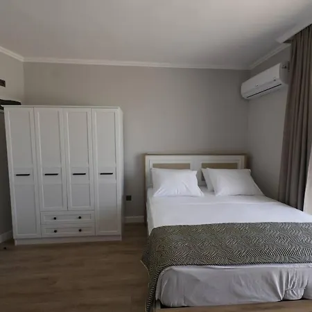 Hotel Royal Homes 506 *